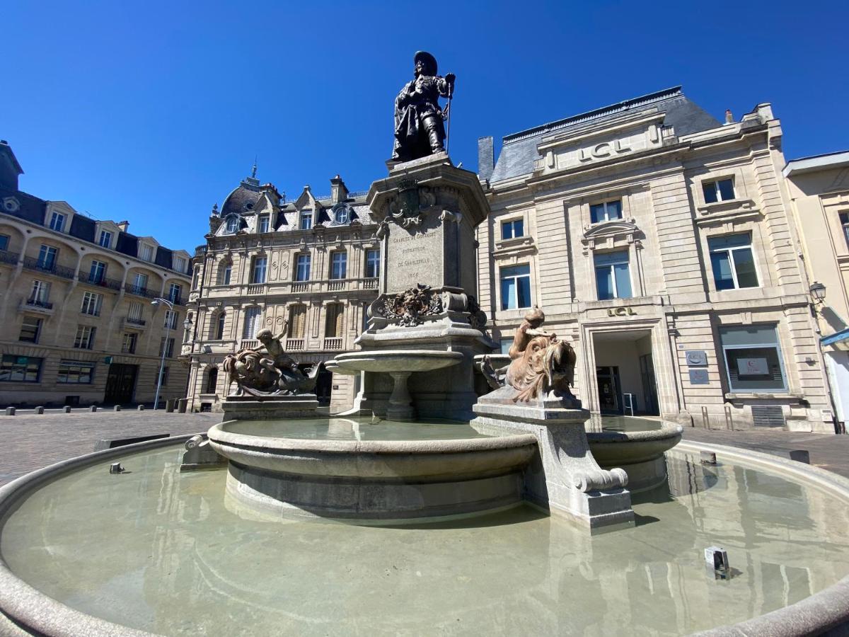 Le Gonzague, Appartement Hyper-Centre Tout Confort. Charleville-Mezieres Exterior photo